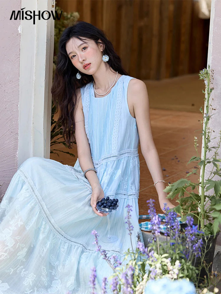 Mishow O-Neck Sleeveless Lace Splicing Long Dress MXE35L2229