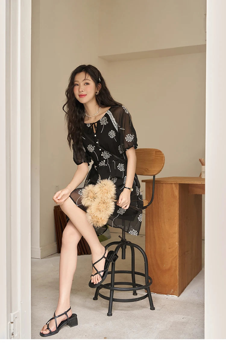Mishow Taraxacum Black Embroidered Lace-Up Dress MXC39L1567