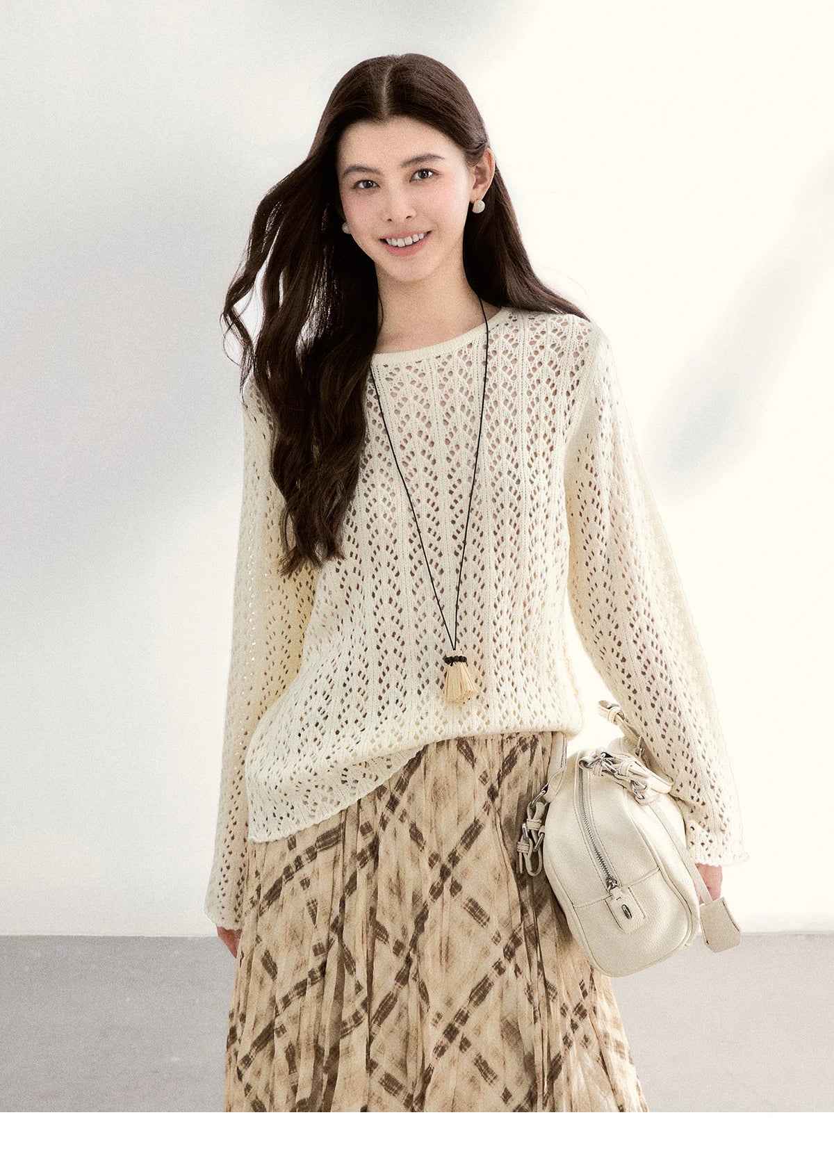 Mishow Beige Hollow Crew Neck Sweater MXF13Z3017