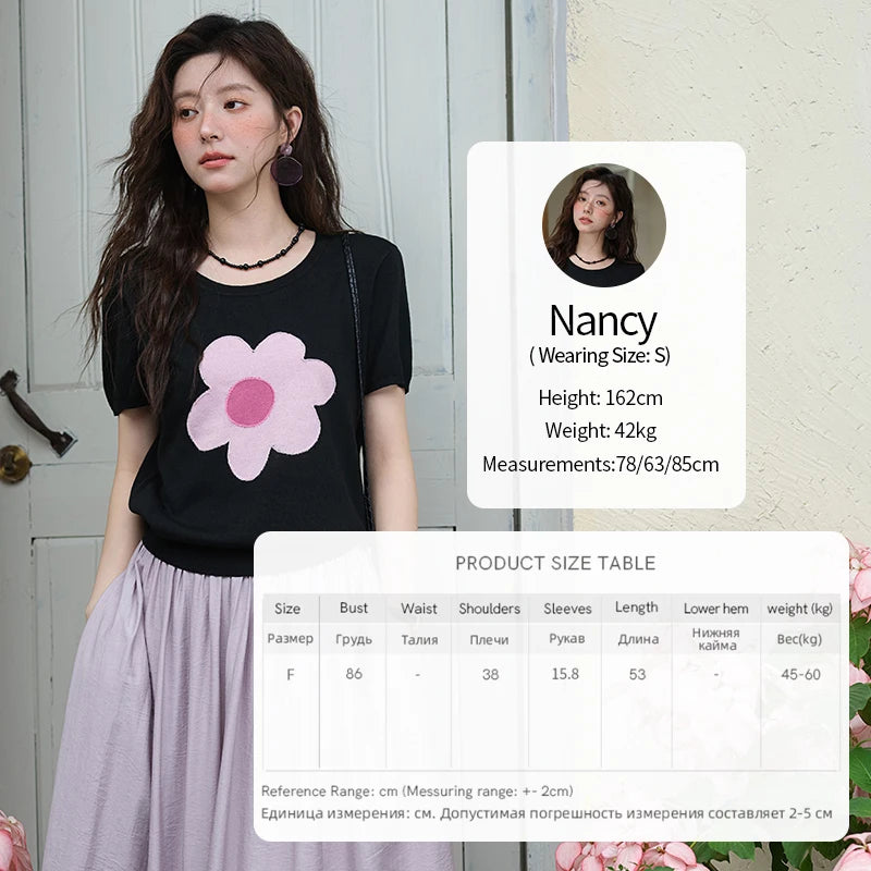 Mishow Contrast Color Flower Knit Tee MXE39Z1311