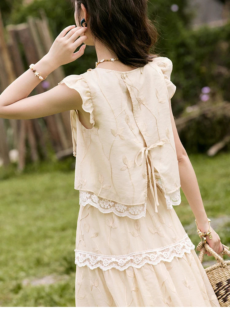 Mishow Short Flying Sleeve Top & Hollow Embroidery A-Line Skirt Set MXE33T0545