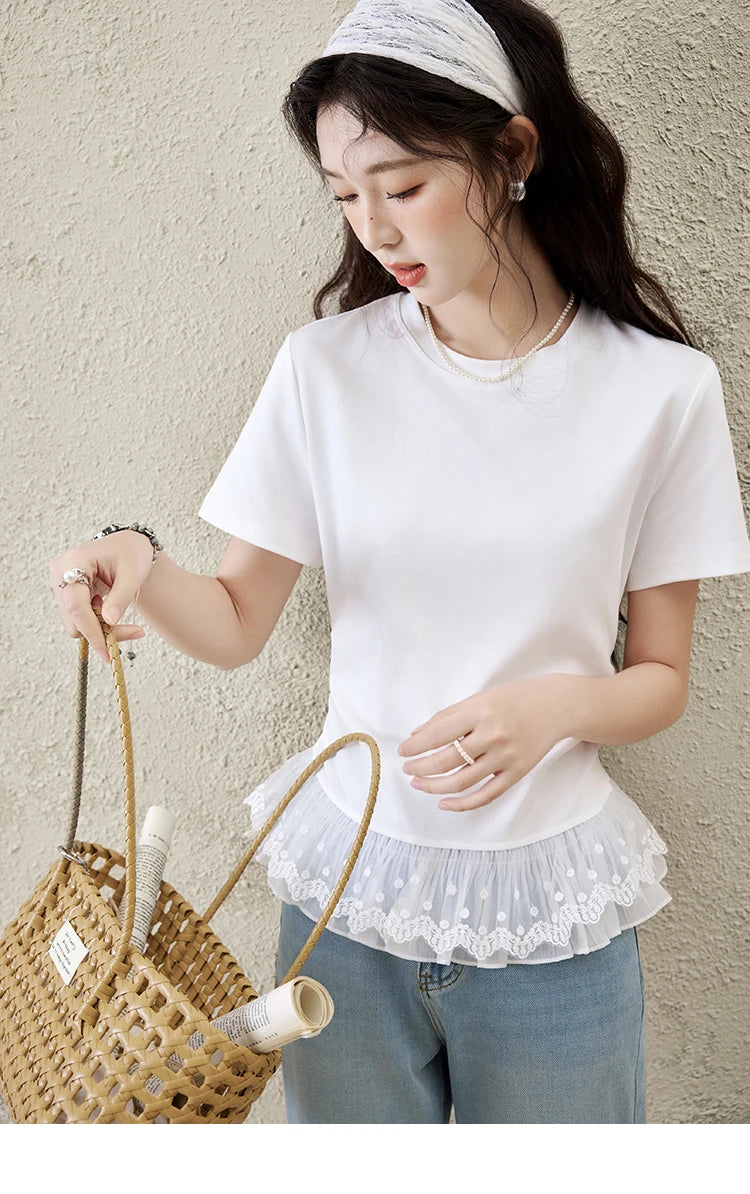 Mishow Lace Hem Splicing Round Neck Tee MXE31T0528
