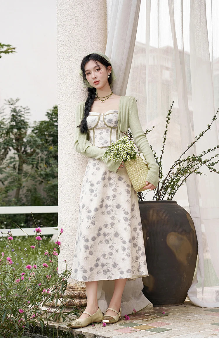 Mishow Floral Camisole Top & Elastic Waist Skirt Set MXD14D0026
