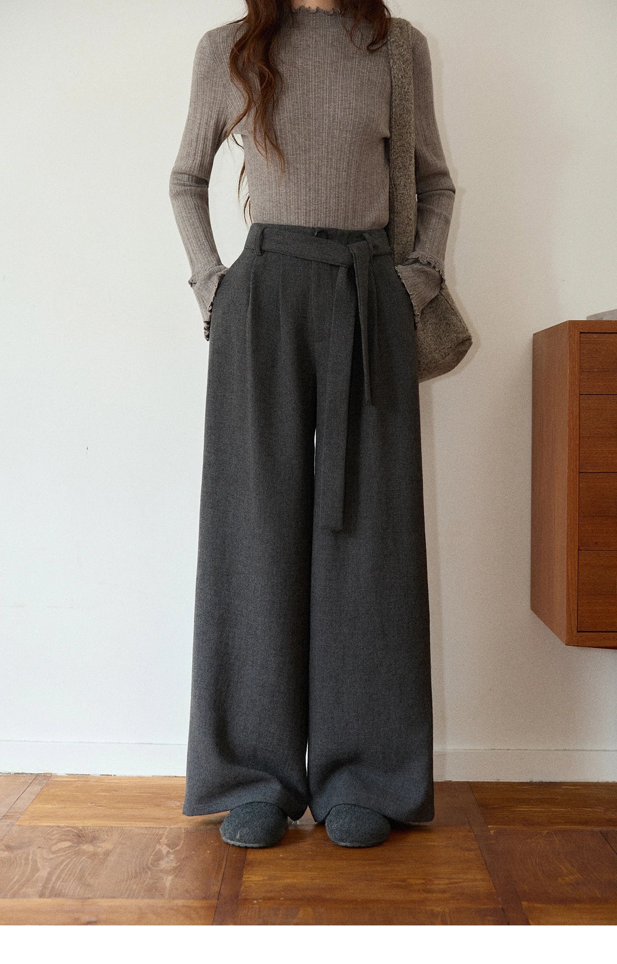 MISHOW Retro Gray Wide-Leg Pants Elastic Waist Warm MXE89K1099