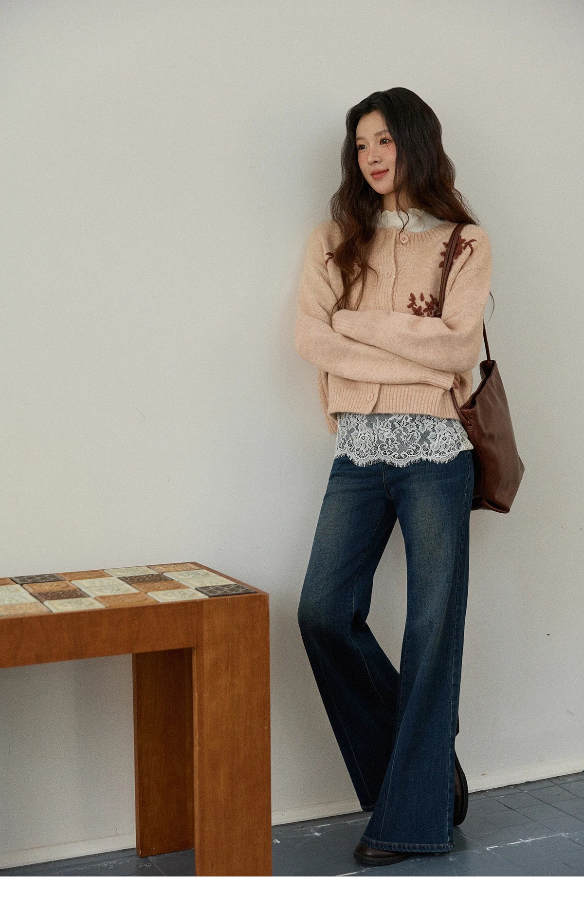 Mishow Floral Embroidery Round Neck Wool Cardigan MXE86Z2724