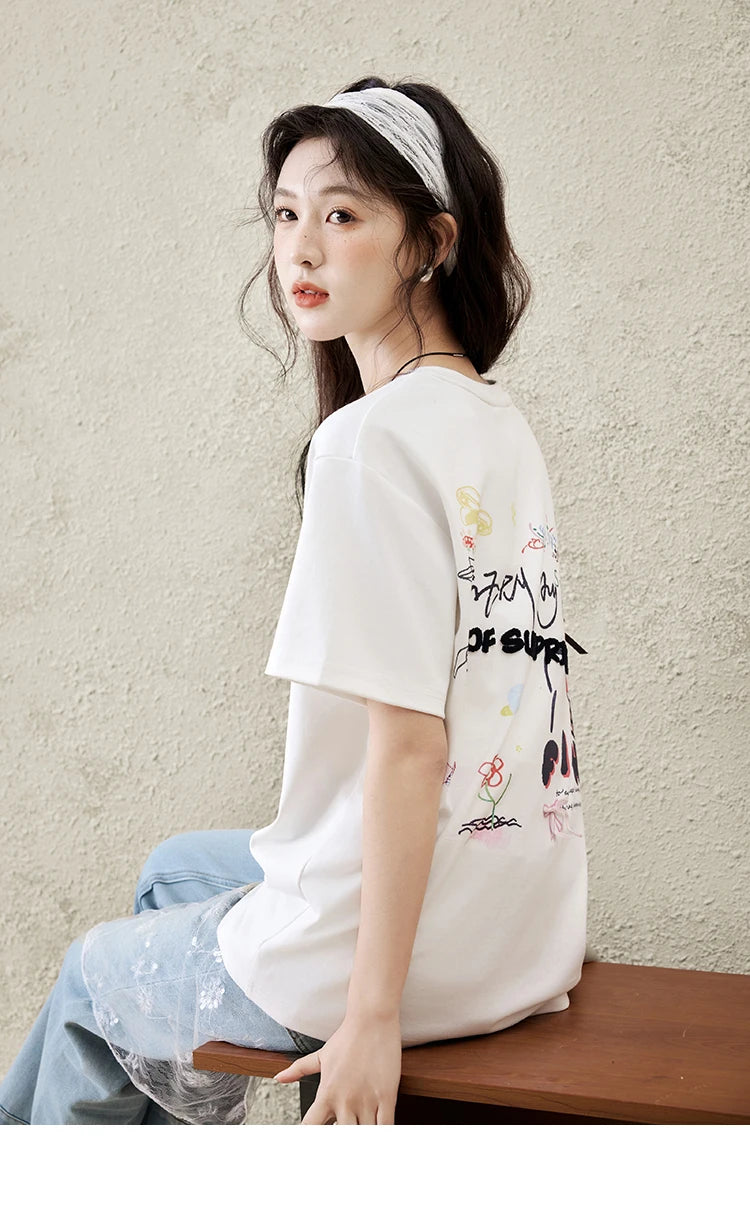 Mishow Graffiti Letter Print Round Neck Tee MXE15T0475