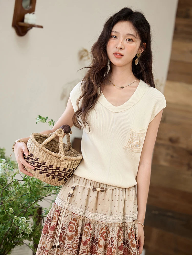 Mishow V-Neck Pocket Shell Lace Raglan Tee MXE34Z1265