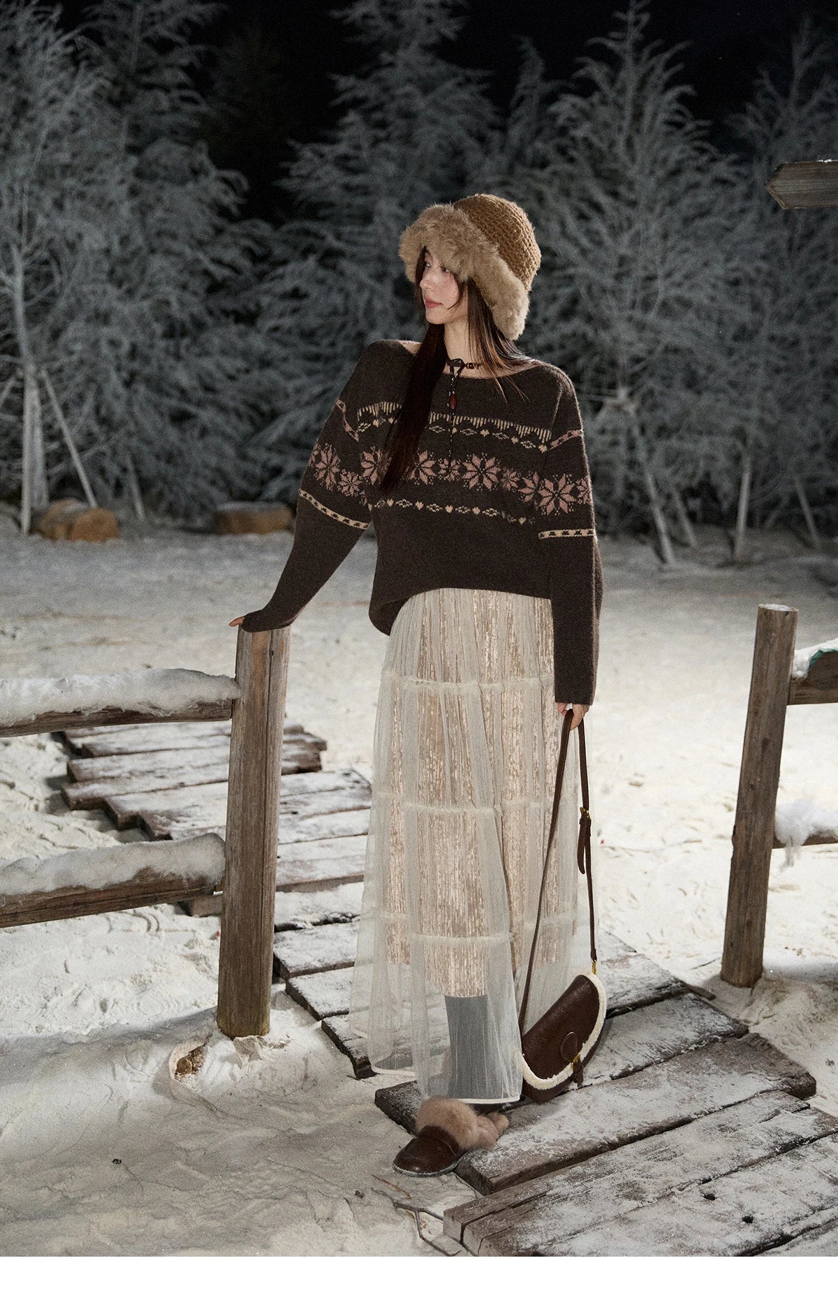 Mishow Brown Snowflake Jacquard Crew Neck Pullover MXE86Z2655