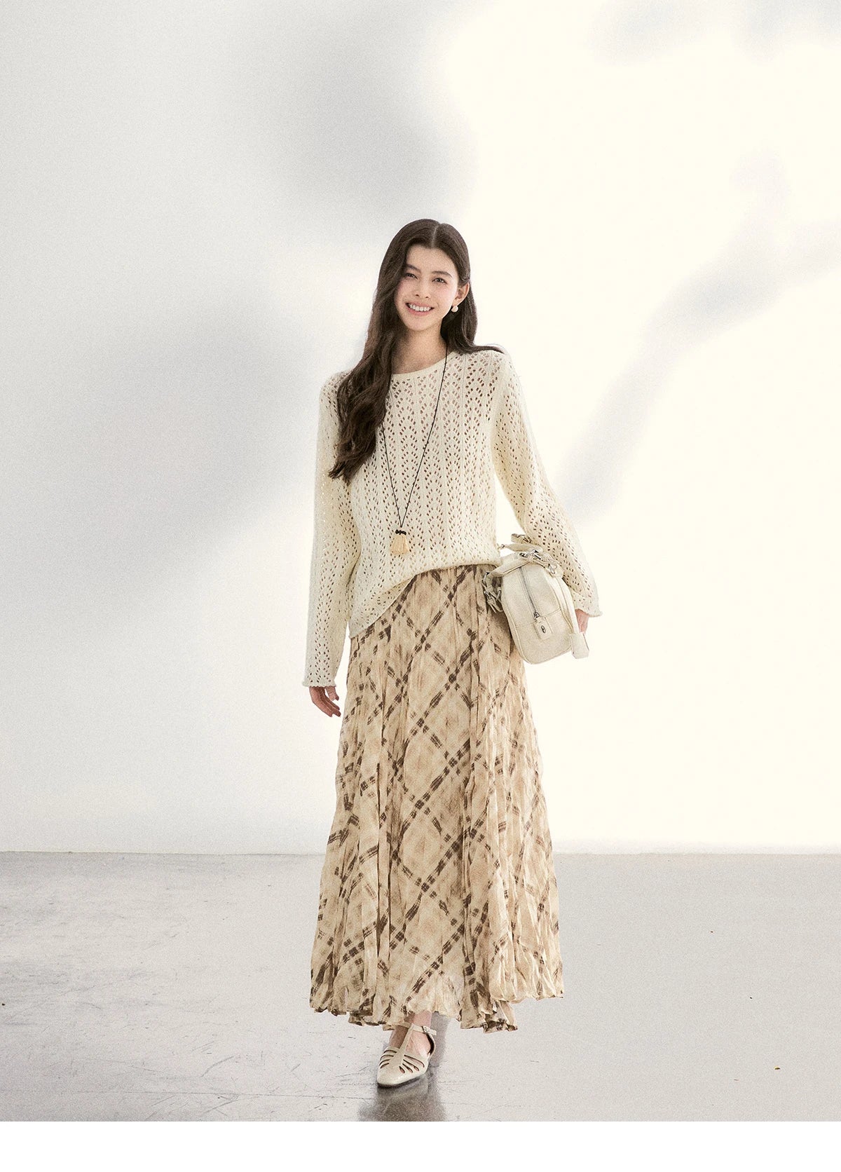 Mishow Beige Hollow Crew Neck Sweater MXF13Z3017
