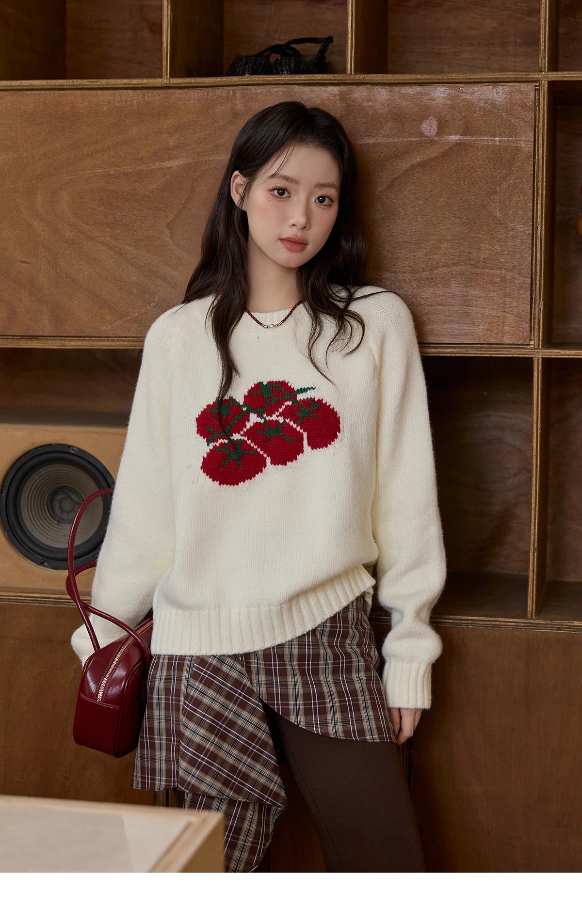 Mishow Off-White Tomato Jacquard Loose Pullover MXE51Z2692