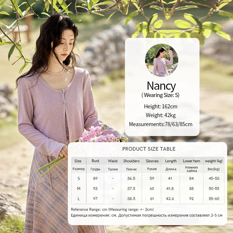 Mishow Butterfly Button Slim Fit Cardigan MXE11Z1104