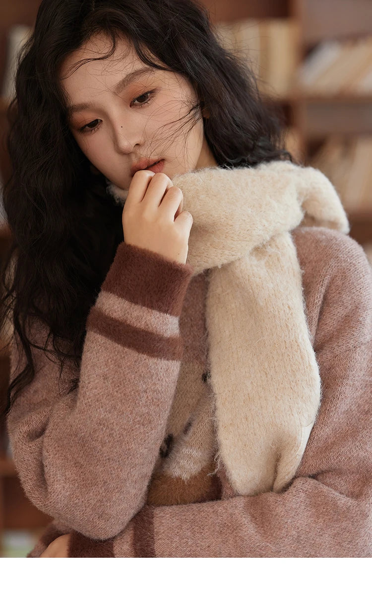 Mishow Faux Sable Cartoon O-Neck Loose Pullover MXD45Z0860