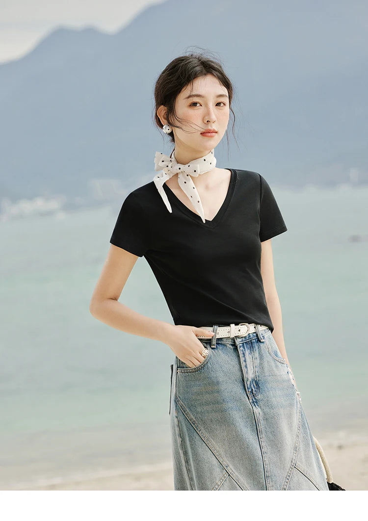 Mishow Solid V-Neck Slim Cotton Tee MXE33T0519