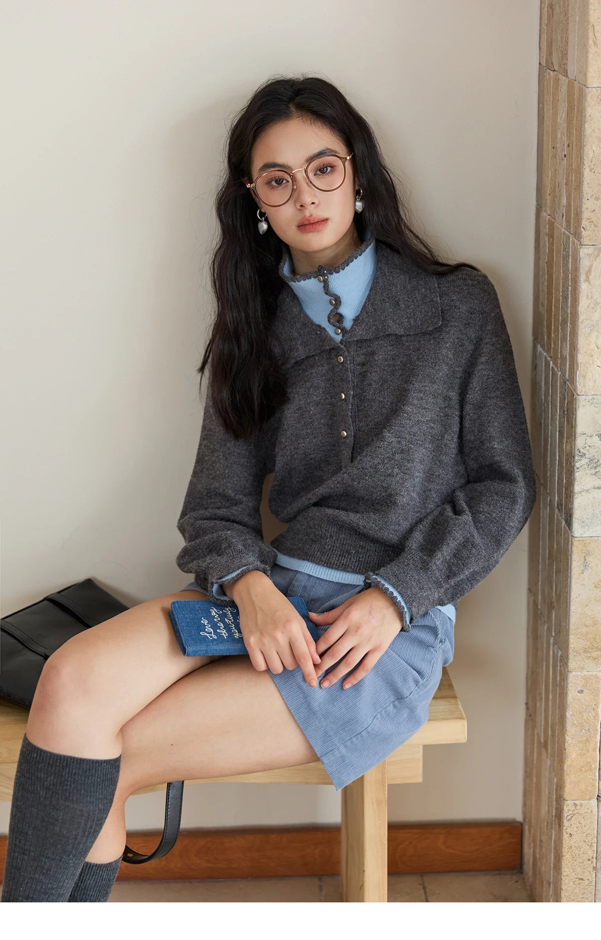 Mishow Double-Layer Turn-Down Collar Loose Sweater MXE45Z2502