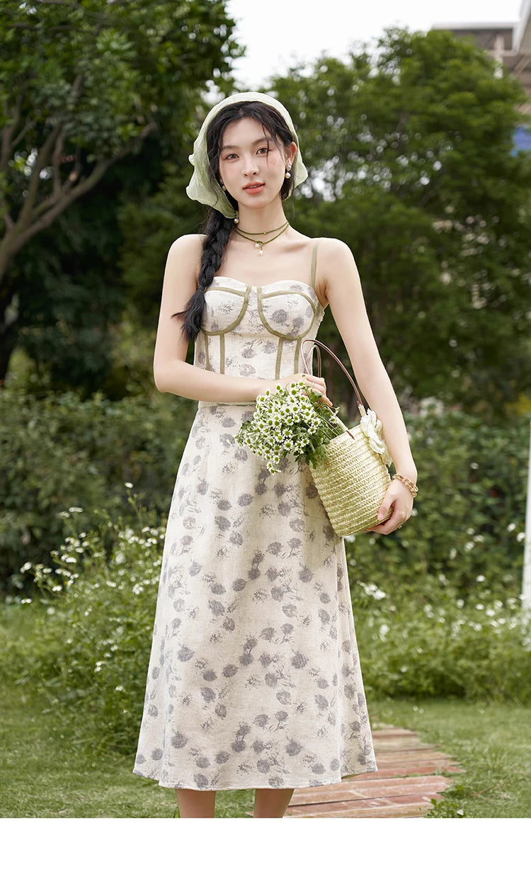 Mishow Floral Camisole Top & Elastic Waist Skirt Set MXD14D0026