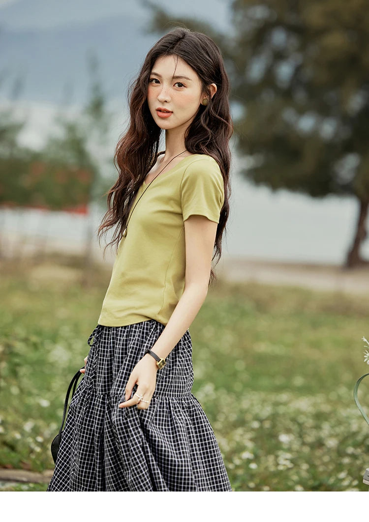 Mishow Solid V-Neck Slim Cotton Tee MXE33T0519