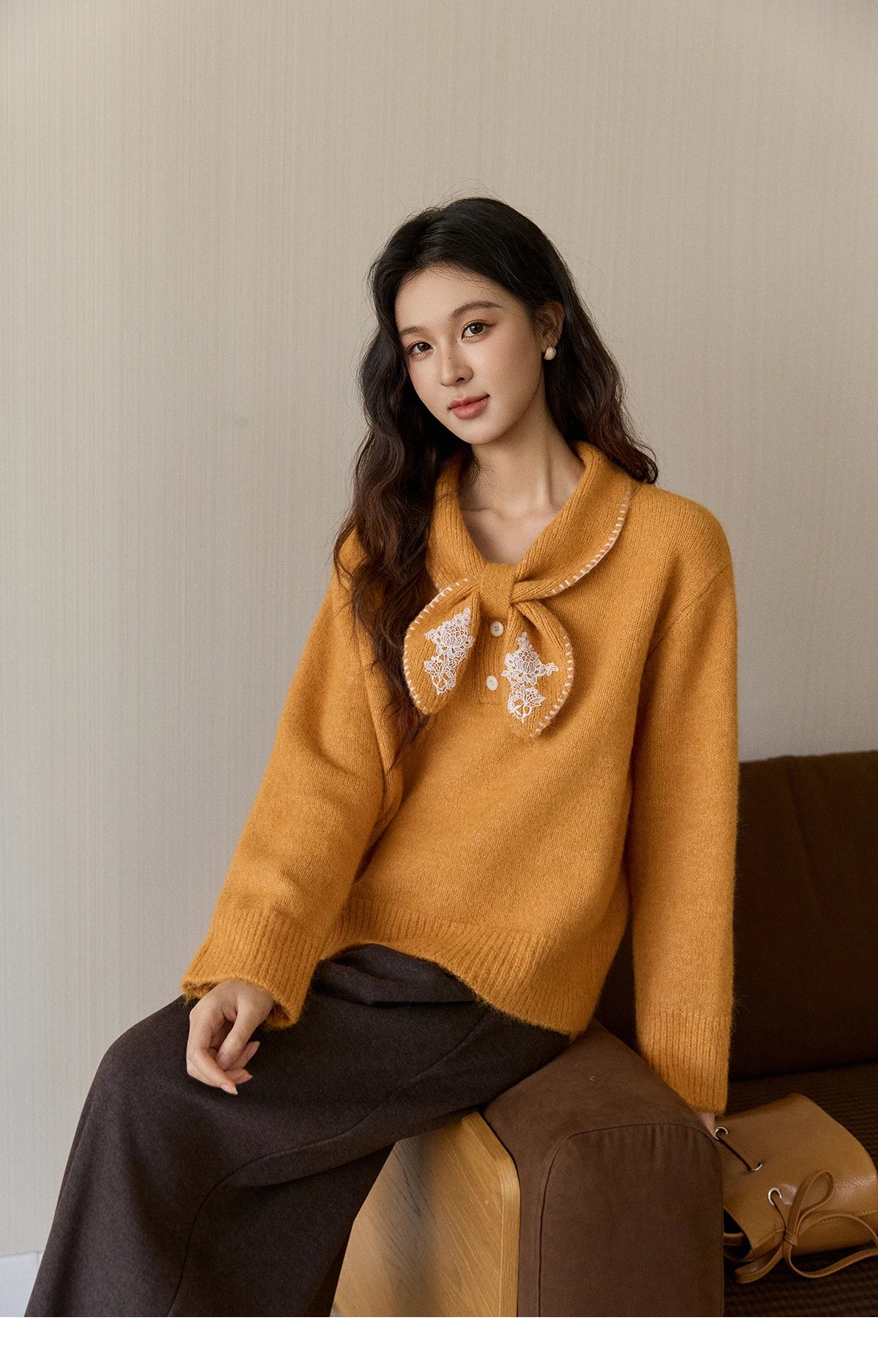 Mishow Yellow Bow Collar Lace Splicing Sweater MXE94Z2971