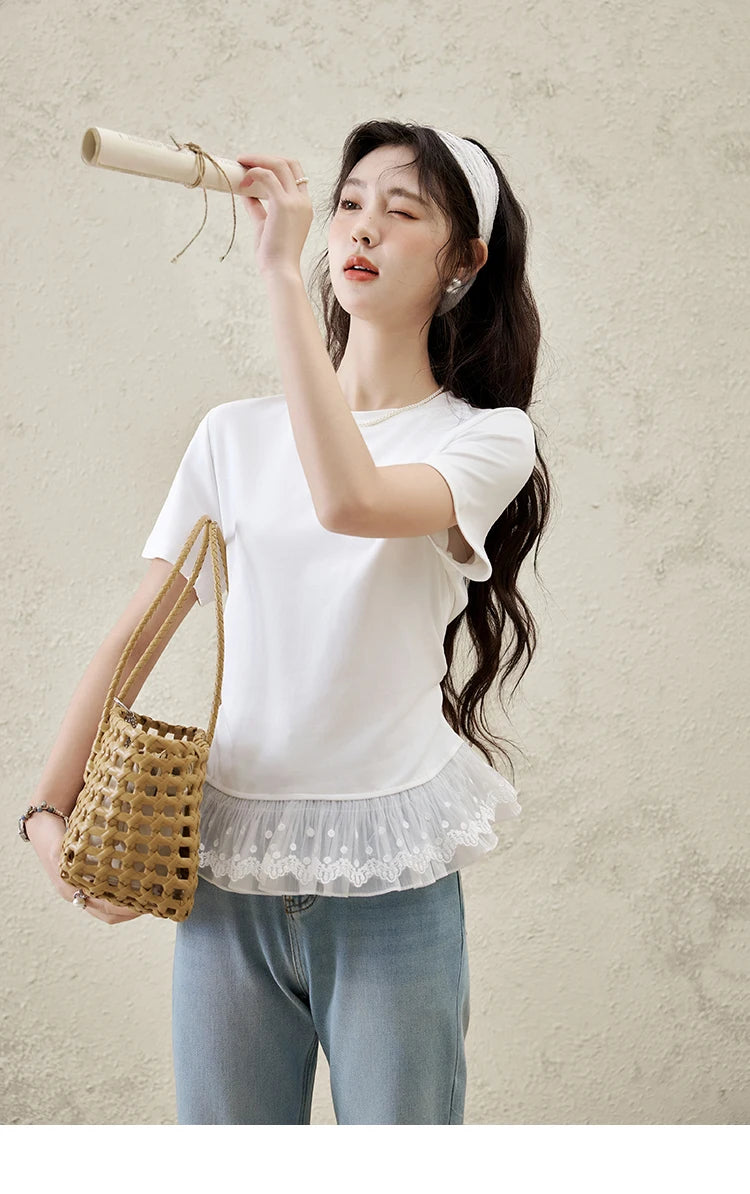 Mishow Lace Hem Splicing Round Neck Tee MXE31T0528