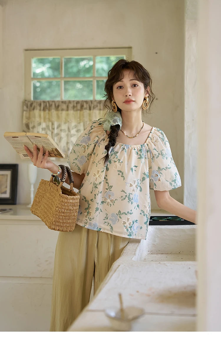 MISHOW Floral Hollow Blouse Square Collar Puff Sleeve MXD29X1602