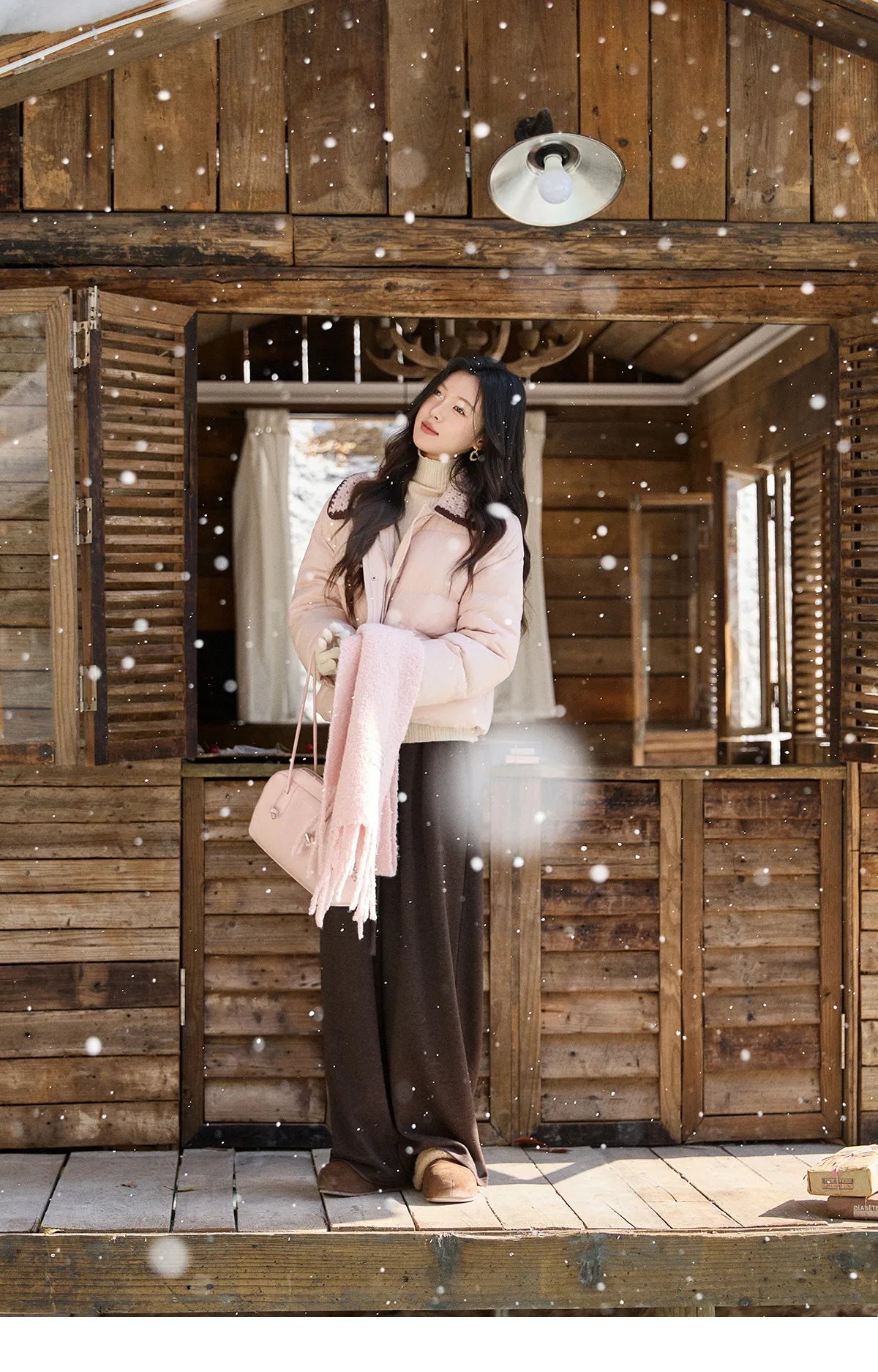 Mishow Knitted Lapel Collar Short Down Jacket MXE94Y0094