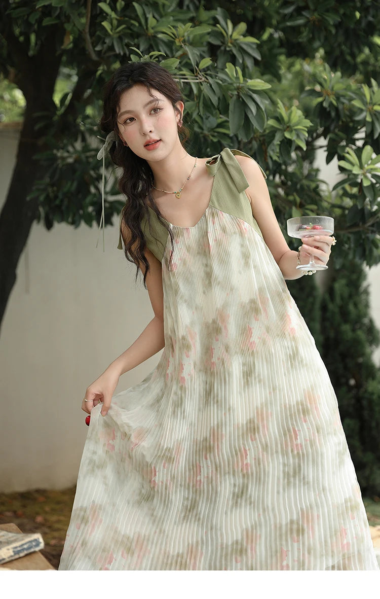 Mishow French Floral Suspender Vacation Dress MXD28L1862