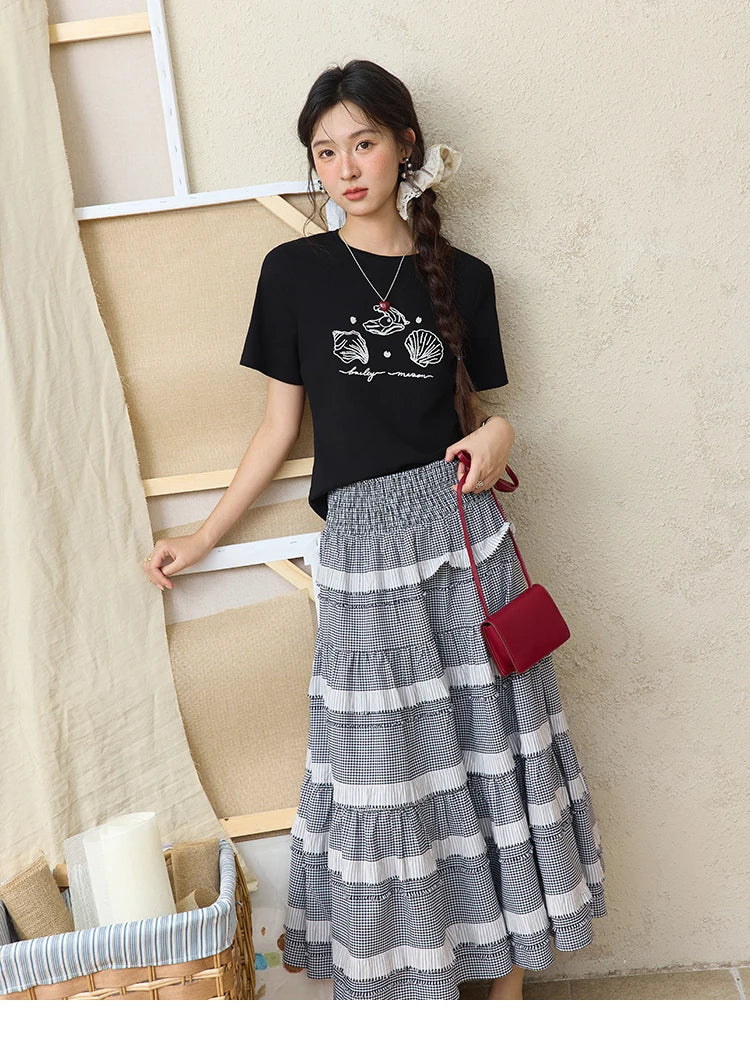 Mishow Shell Embroidered Round Neck Tee MXE34T0570