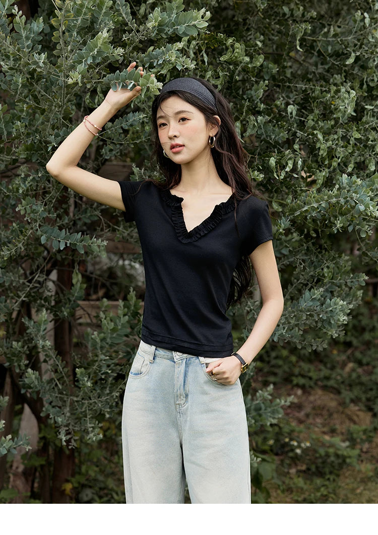 Mishow V-Neck Solid Straight Shoulder Tee MXE35T0562