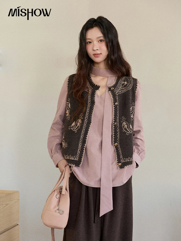 Mishow Patterned Embroidered Crew Neck Vest MXE86Z2745