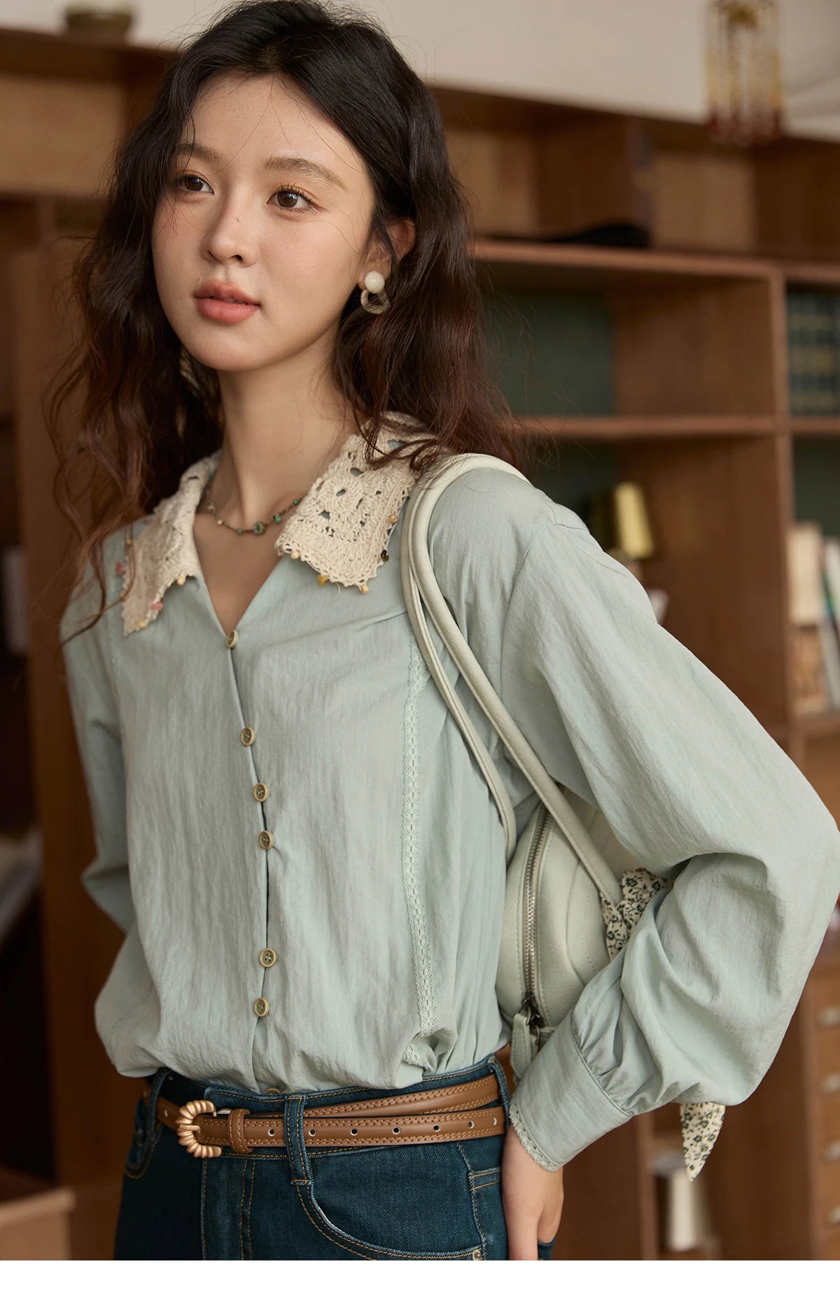MISHOW Linen Shirt Contrast Apricot Lapel Curved Placket MXE43C2387