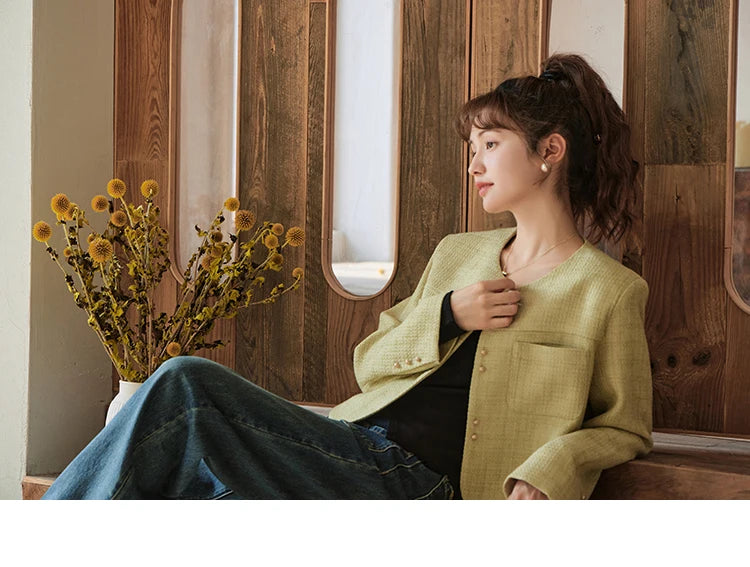 Mishow Retro Round Neck Gold Button Jacket MXC44W0072