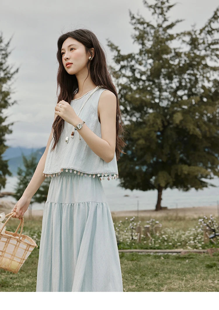 Mishow Sleeveless Round Neck Vest & Solid Midi Skirt Set MXE33T0526