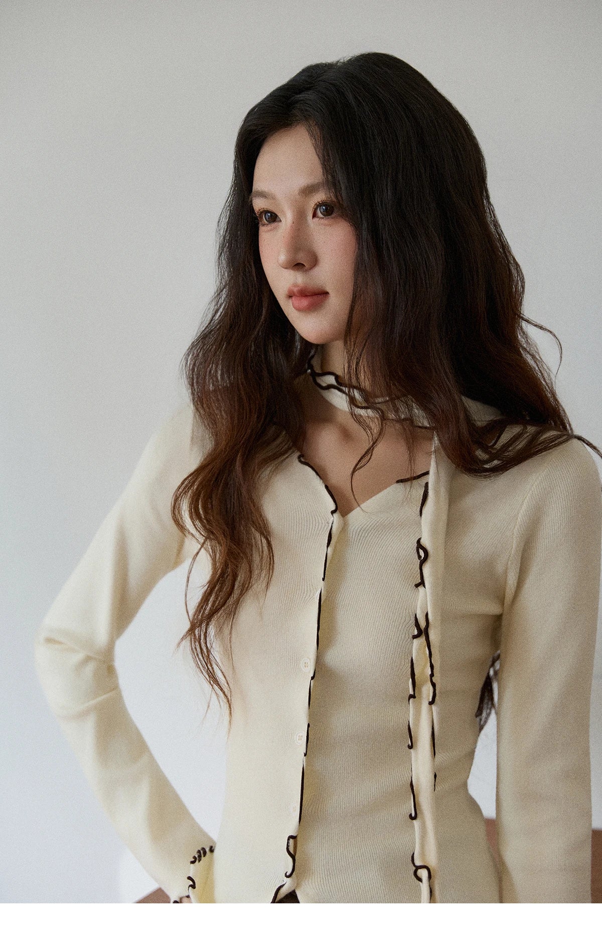 Mishow Ruffled Edge V-Neck Ribbon Knit Pullover MXE86Z2728