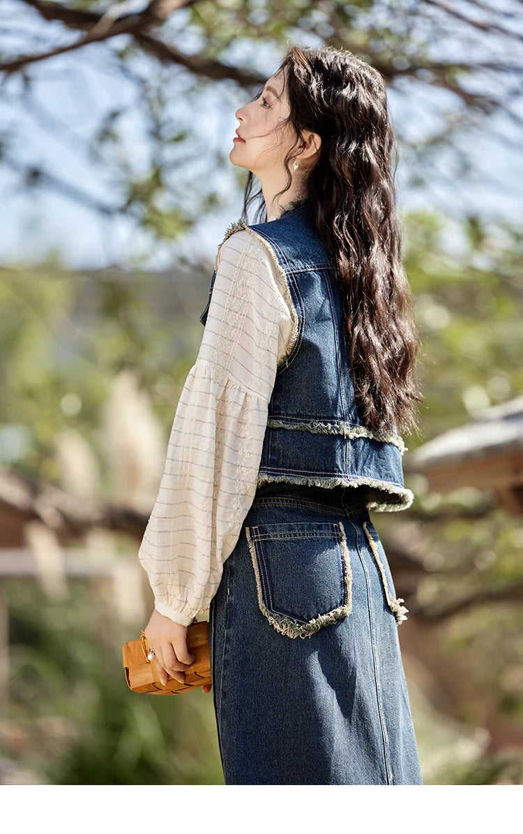 Mishow Raw Edge Round Neck Denim Vest MXE12W0710