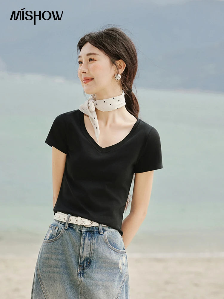 Mishow Solid V-Neck Slim Cotton Tee MXE33T0519