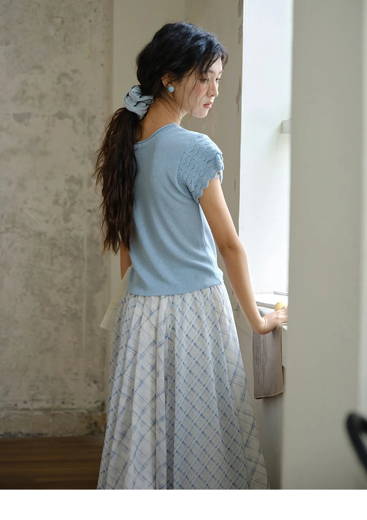 Mishow Blue Button O-Neck Wool Tee MXE34Z1262