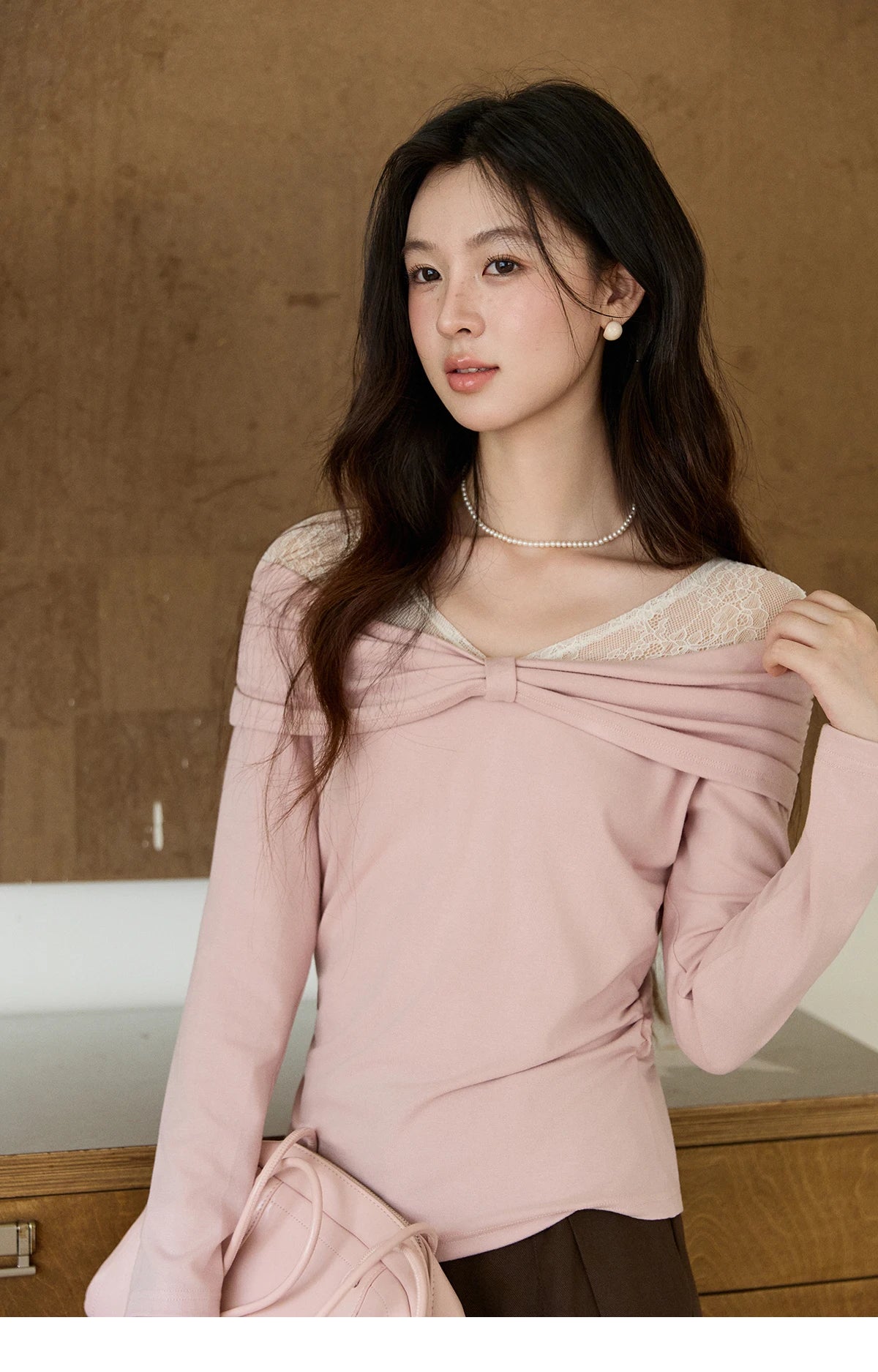 Mishow Lace Patchwork One Shoulder Tee MXF108Z1026