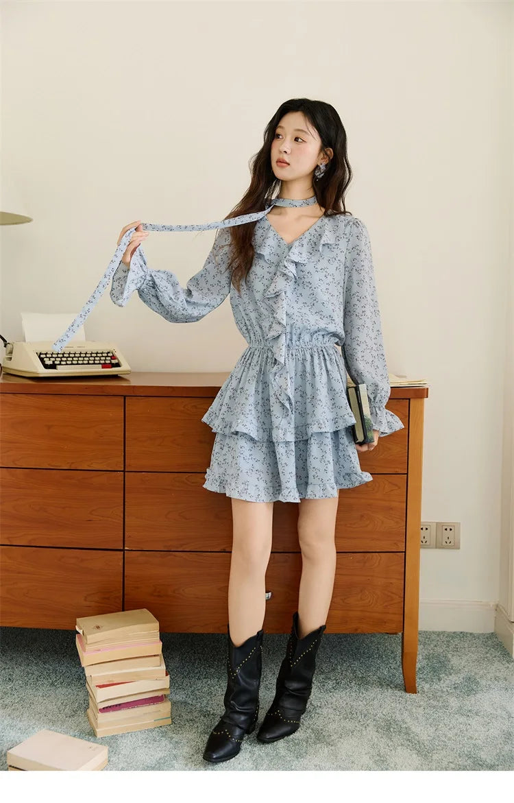 Mishow Blue Floral V-Neck Ruffled Puff Sleeve Dress MXE46L2517