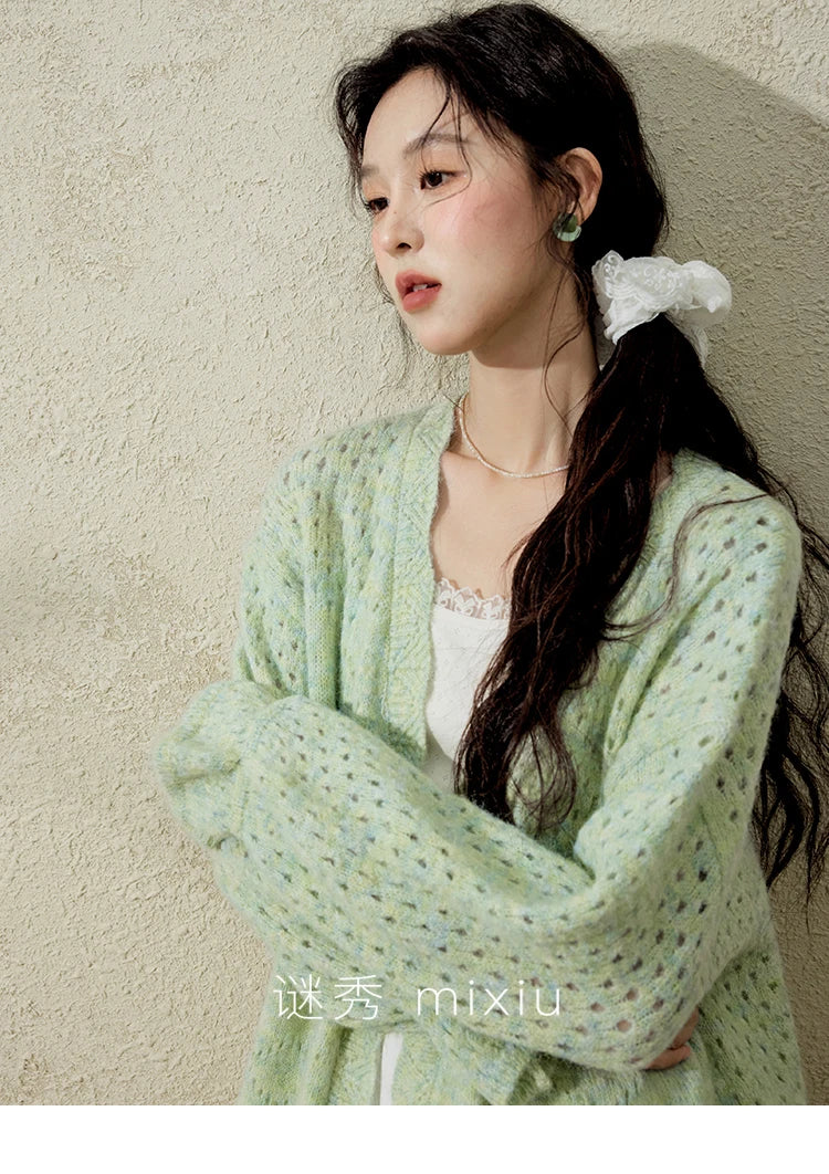 Mishow Green Hollow Out Wave Neck Cardigan MXE12Z1212