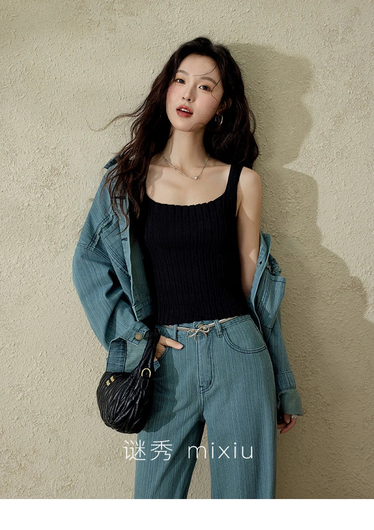 Mishow Embroidery Pockets Straight Leg Jeans MXE14K0870