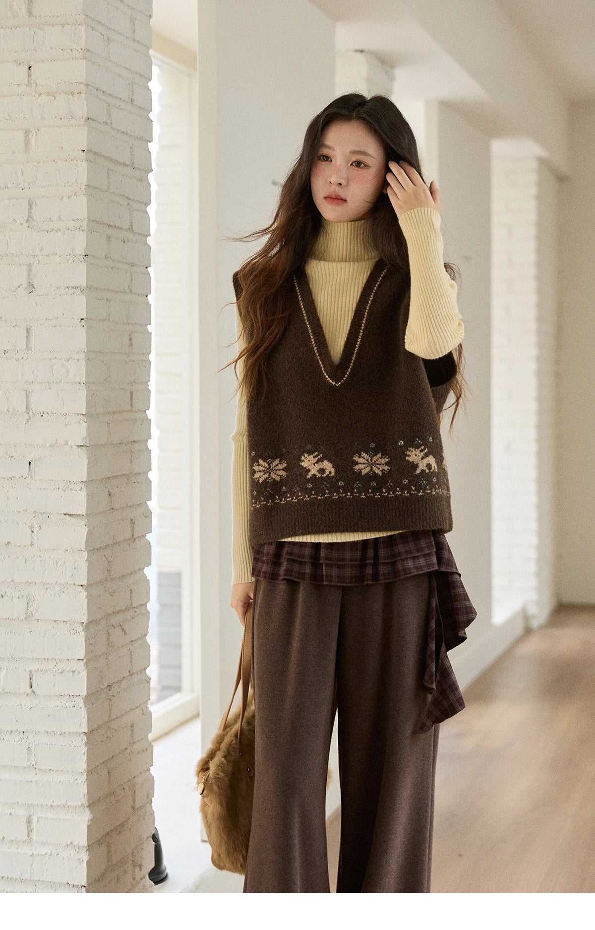 Mishow Retro Brown Jacquard V-Neck Sweater Vest MXE86Z2659