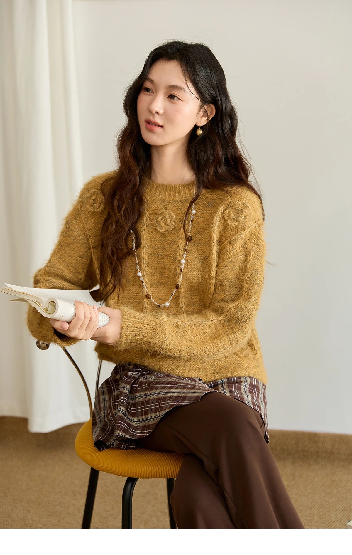 Mishow Retro Yellow 3D Rose Embroidery Pullover MXE47Z2563