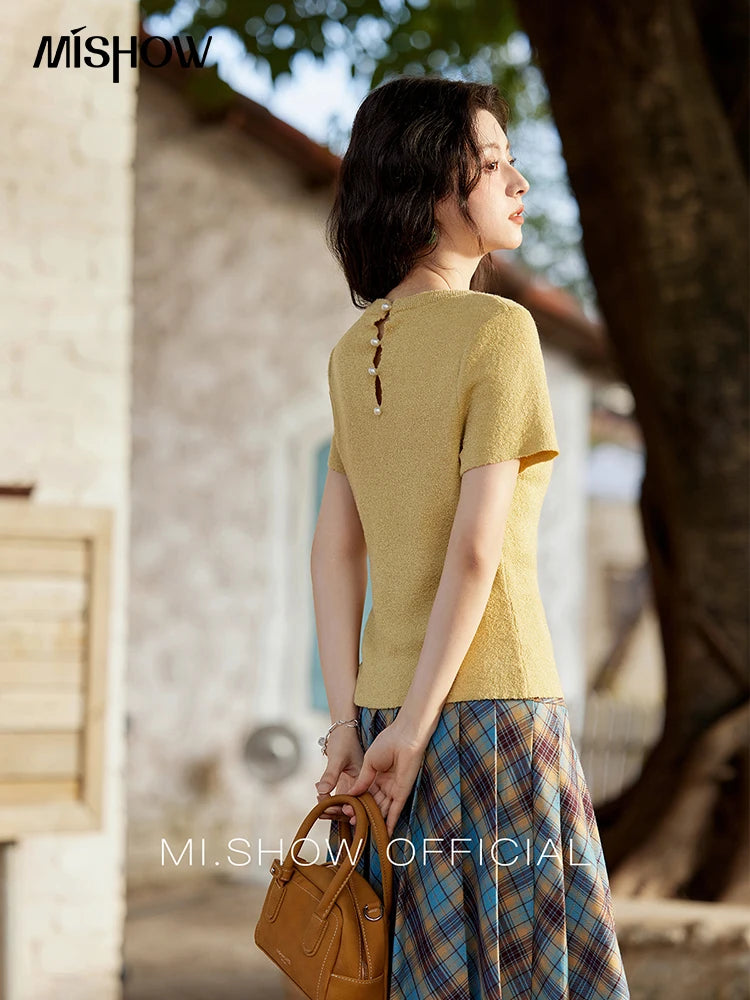 Mishow Back Hollow Pearl Button Knit Tee MXE13Z1072
