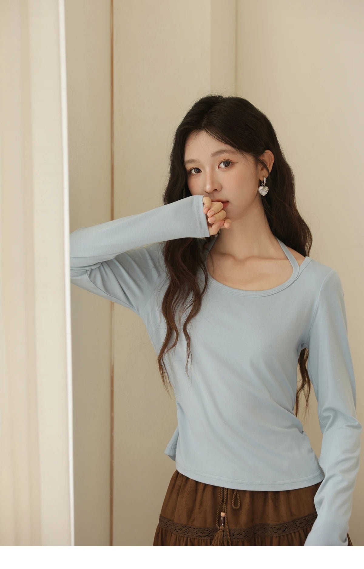 Mishow Hanging Neck Strap Pleated Waist Top MXE42T0720