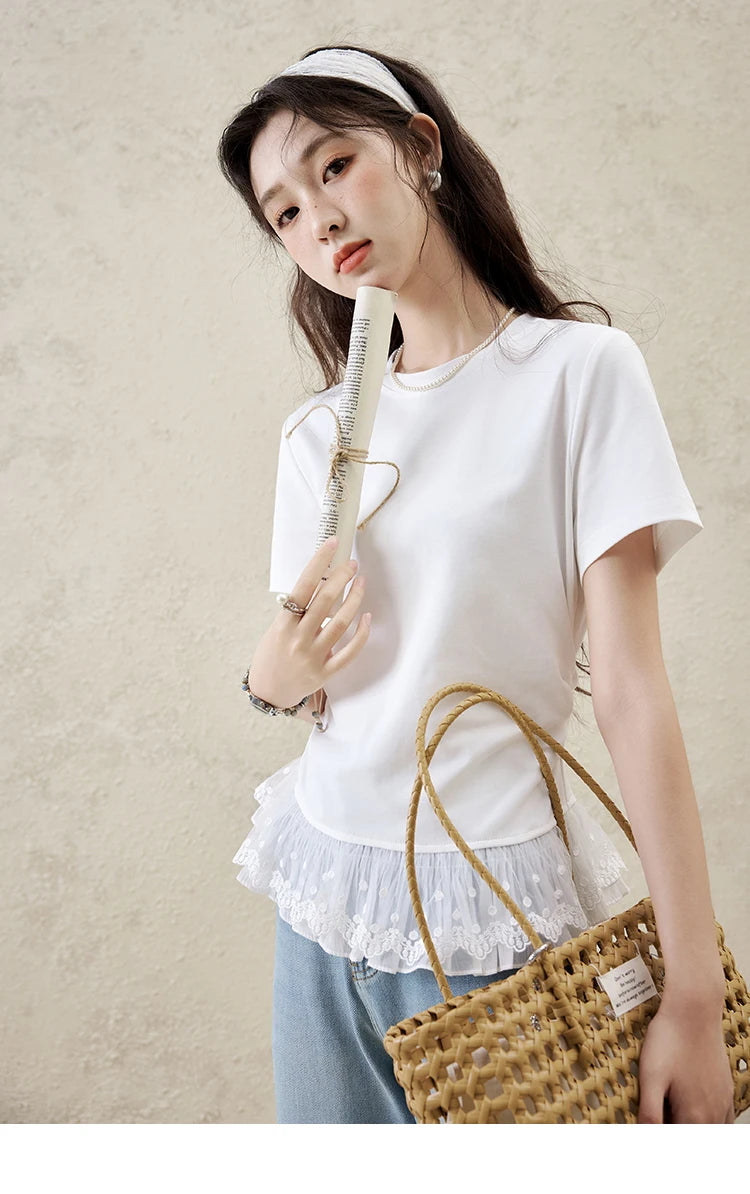 Mishow Lace Hem Splicing Round Neck Tee MXE31T0528