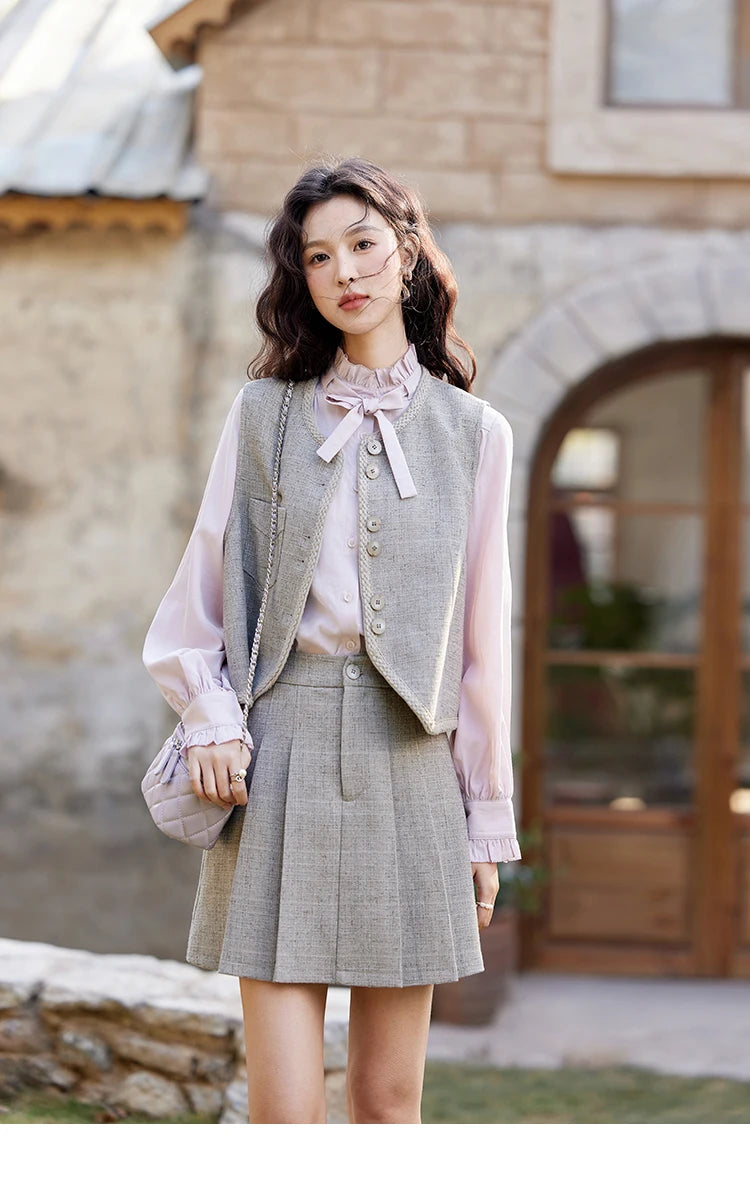 Mishow Korean Woolen Vest & Pleated Mini Skirt Set MXE13W0708