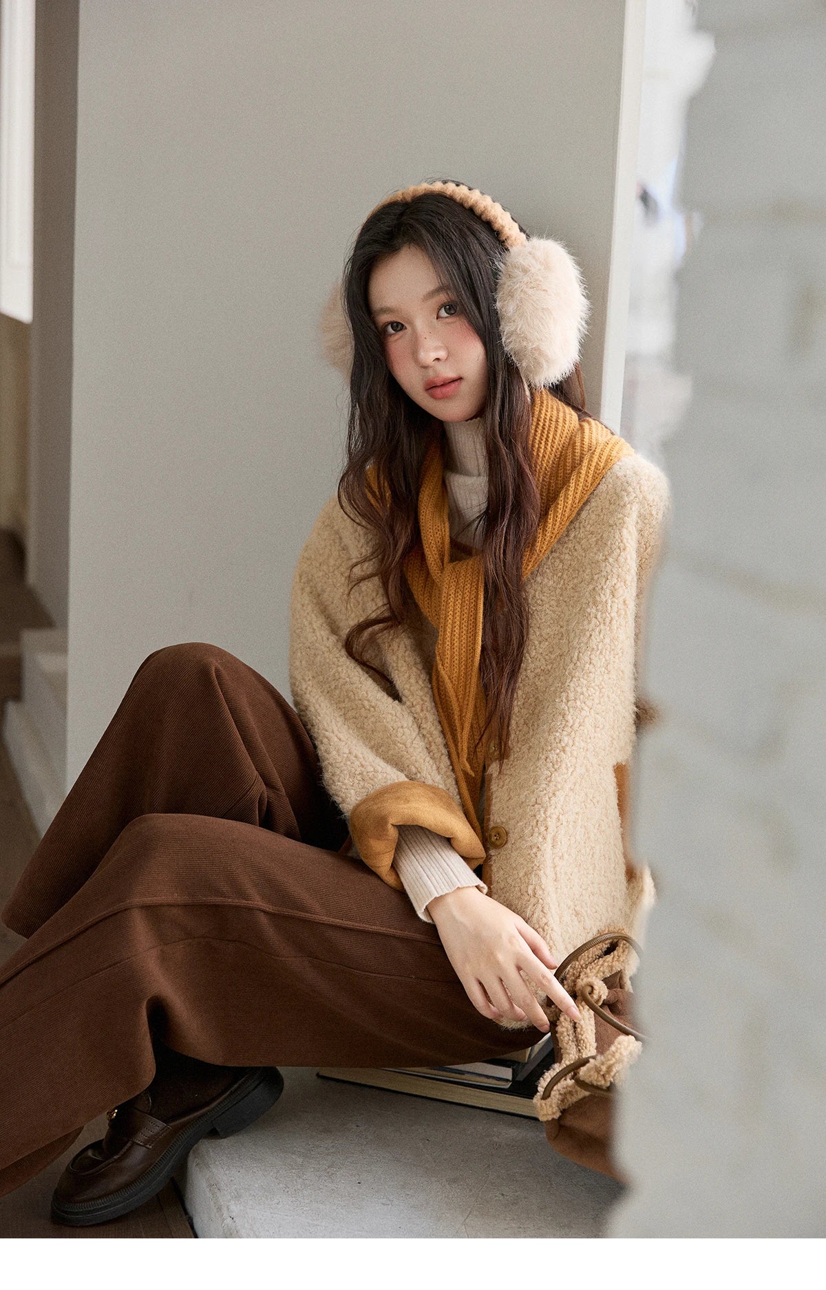 Mishow Lamb Wool Jacket with Color Block Knitted Shawl MXE91W0969