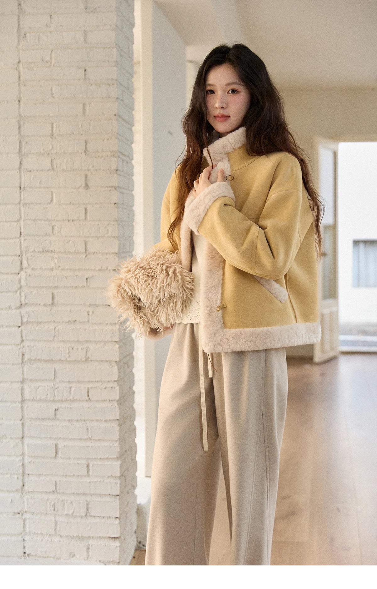MISHOW Yellow Suede Fur Collar Short Coat Single-Breasted MXE89W0897
