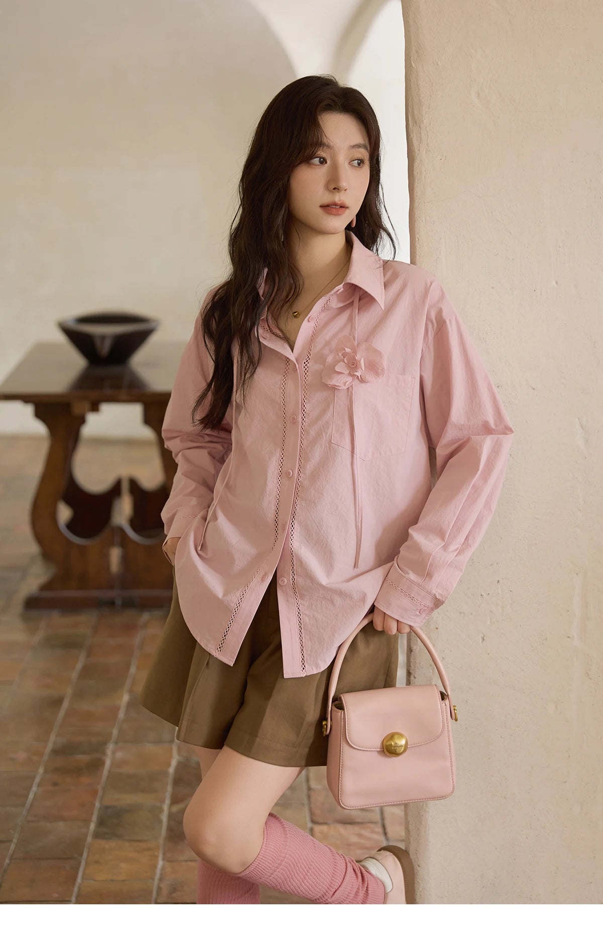 Mishow Brown High Waist I-Shaped Pleated Hook Buckle Shorts MXE41K1022