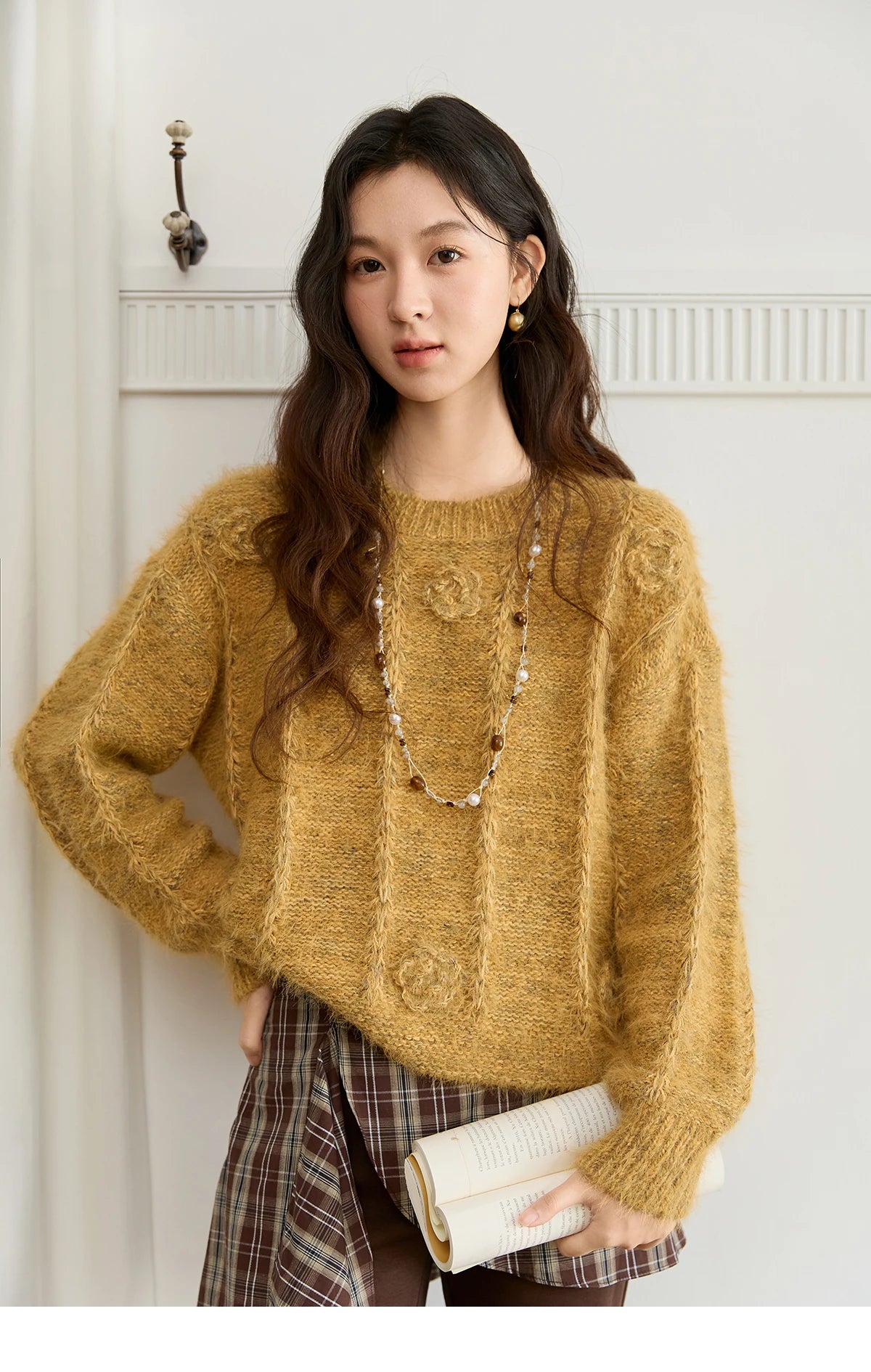 Mishow Retro Yellow 3D Rose Embroidery Pullover MXE47Z2563