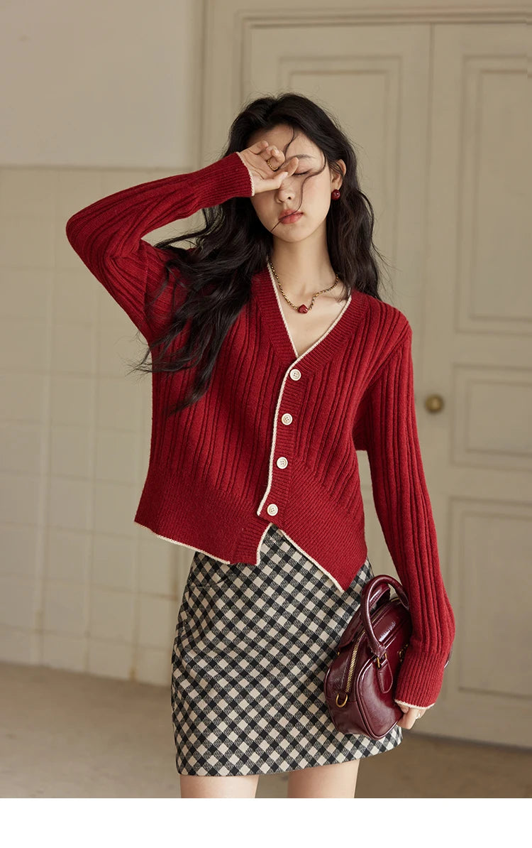 Mishow French Gentle V-Neck Color Clash Cardigan MXD34Z0925